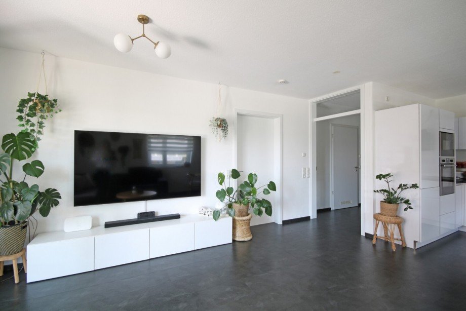 TV Wand Etagenwohnung Kempten / Lenzfried