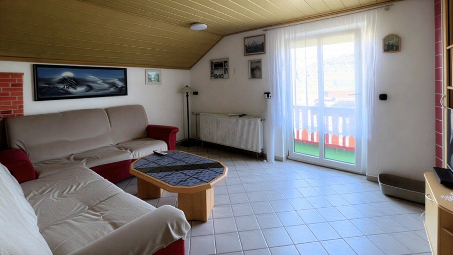 Zimmer 1 (mit K�chenanschluss) Obergeschoss Zweifamilienhaus Wiggensbach