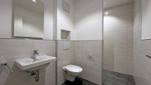 G�ste-Bad / WC KF: 4-Zimmer Neubau Erstbezug - barrierefrei - Modernes Wohnen in ruhiger Stadtlage zum Hammerpreis!
