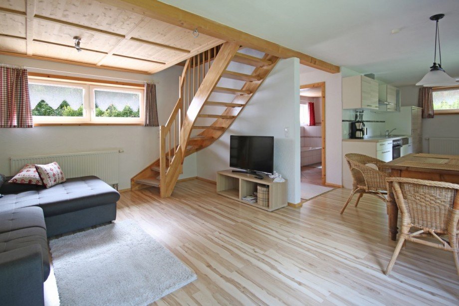 Wohnzimmer ELW Mehrfamilienhaus Blaichach / Gunzesrieder S�ge