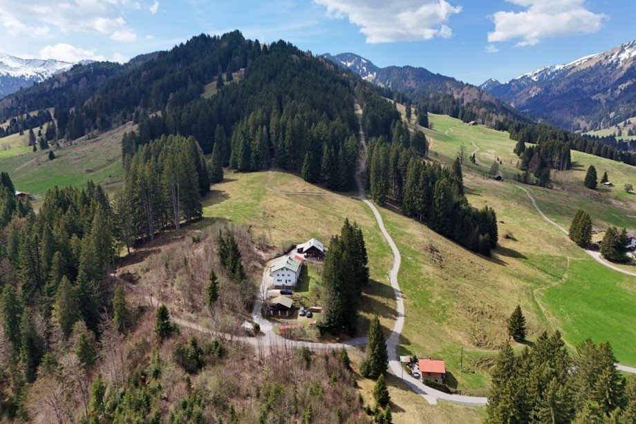 Fast-Alleinlage Mehrfamilienhaus Blaichach / Gunzesrieder S�ge