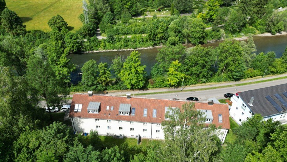 Luftbild Ansicht von Osten Dachgeschosswohnung Kempten